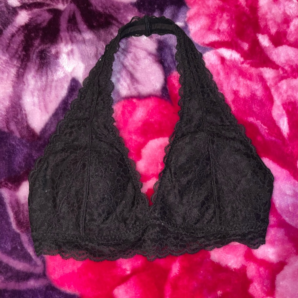 2 pack of gilly hicks bralettes both size small❤️🖤
